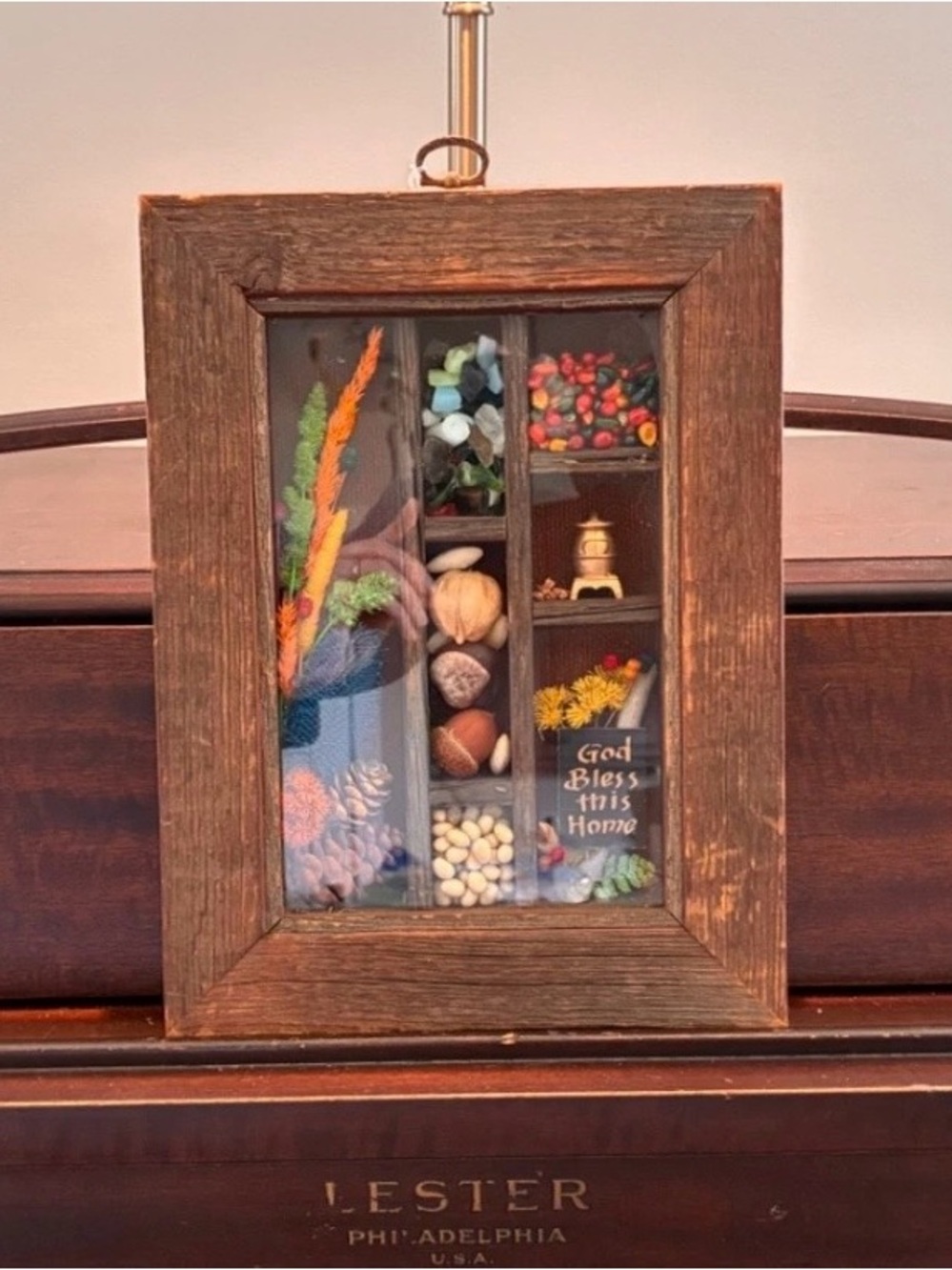 Vintage 70s Curio Shadow Box